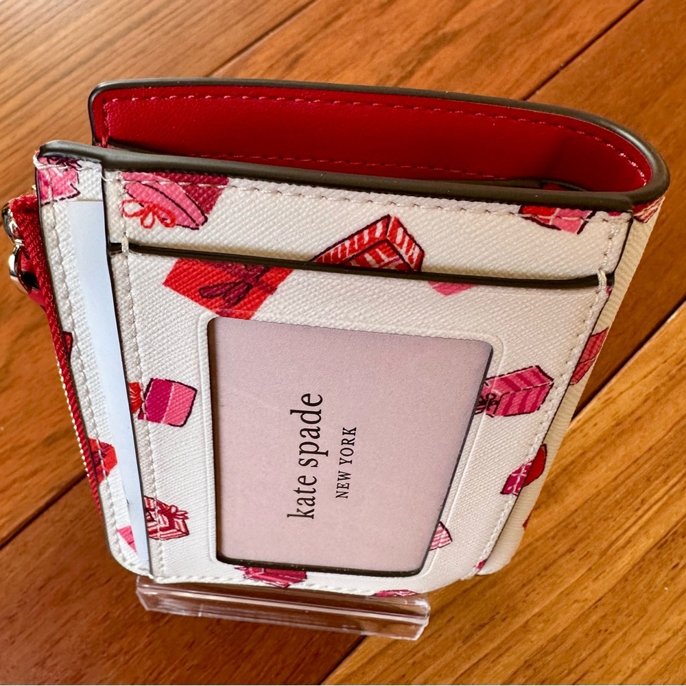 Kate Spade Saffiano Leather White Wallet with Pink/Red Gift Design with Box - Picture 8 of 14
